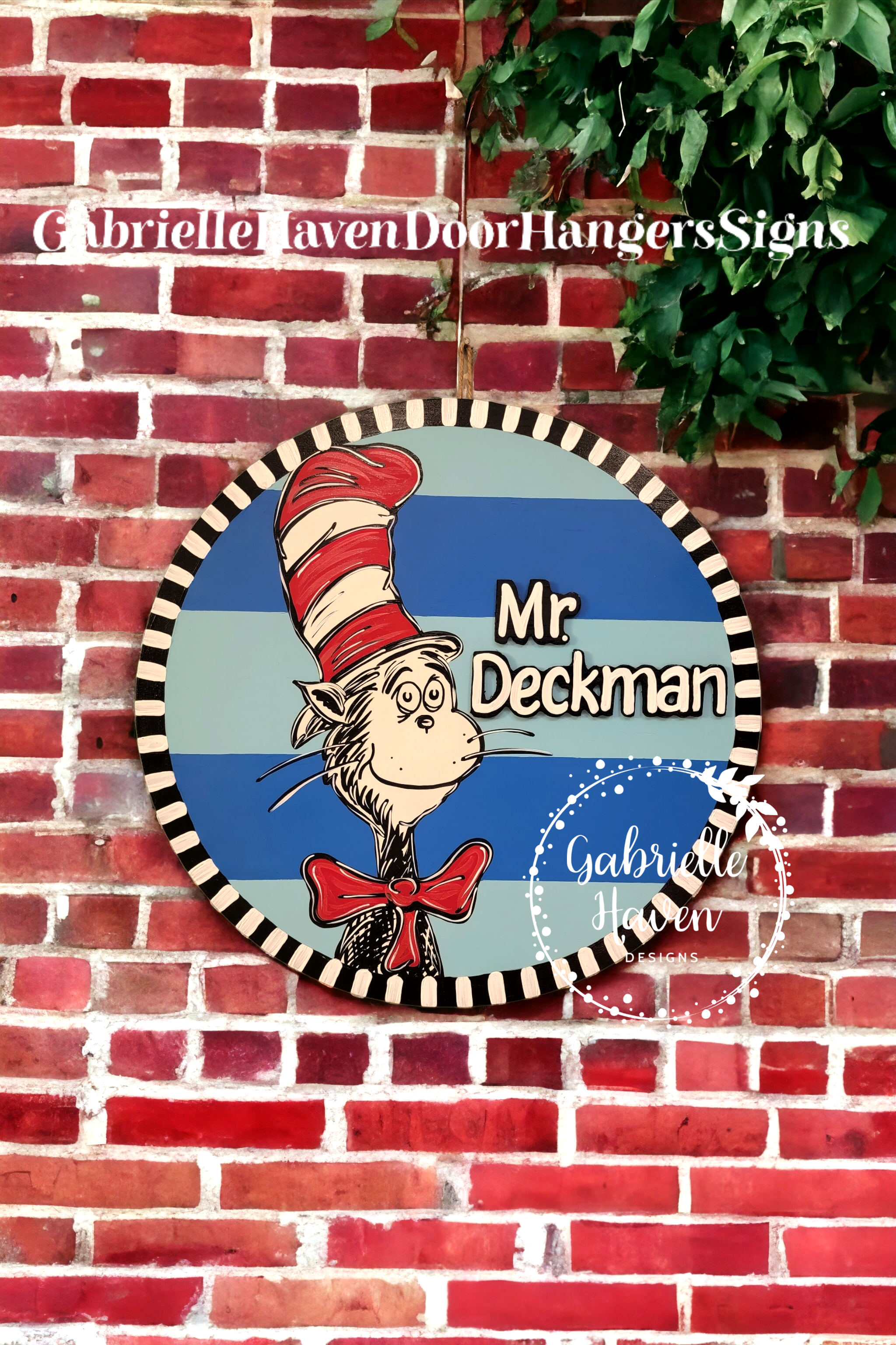 Teacher buy classroom Dr.Suess door hanger