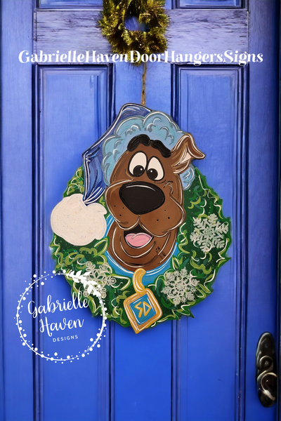 Scooby Winter Snowflake Wreath