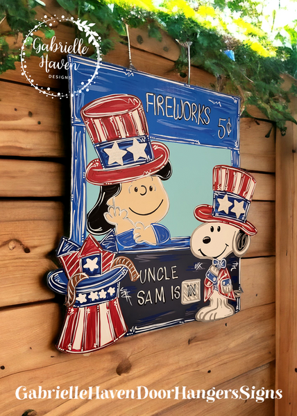 Snoopy & Lucy Firework Booth