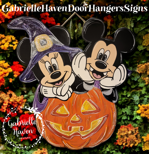 Mickey & Minnie Halloween Jack O Lantern