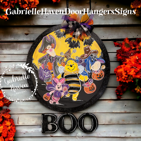 Halloween Pooh & Friends + BOO Hanging Piece