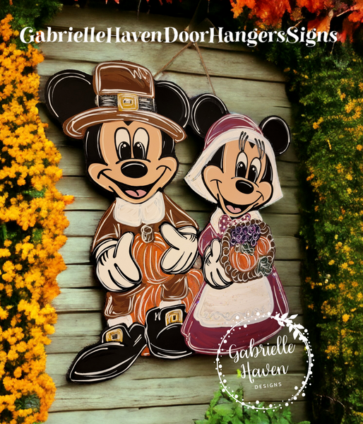 Thanksgiving Pilgrim Mickey and Minnie