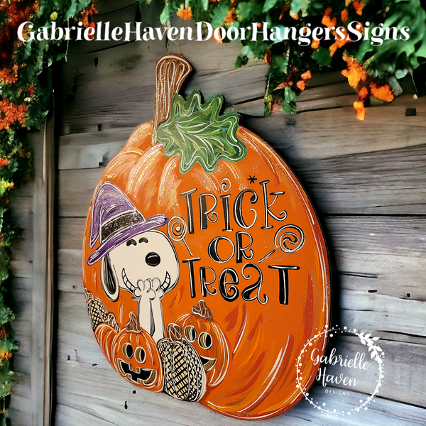 Halloween Snoopy Pumpkin, 23" wide