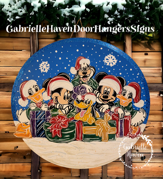 Mickey & Friends Christmas, 22"