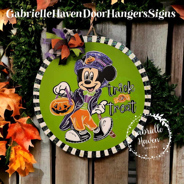 Halloween Mickey (striped border)