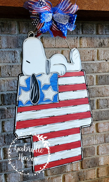 Snoopy Patriotic House