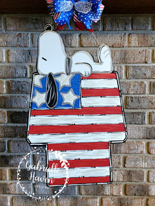 Snoopy Patriotic House