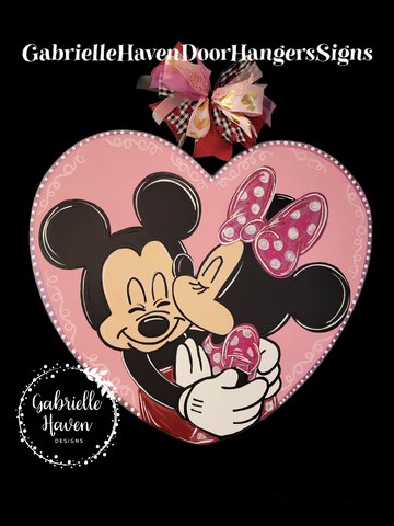 Mickey Minnie Valentine Kiss Heart