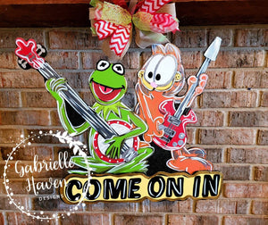 Kermit and Garfield Guitar Welcome Sign