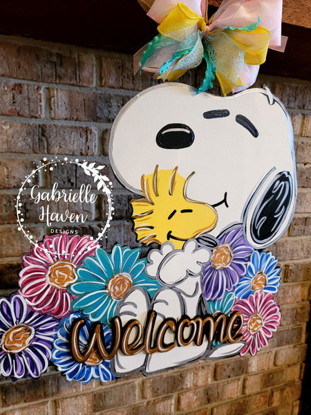 Snoopy "Welcome" Daisy Flowers