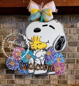 Snoopy "Welcome" Daisy Flowers