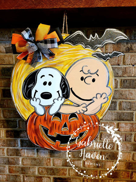 Halloween Door Hanger, Snoopy Door Hanger, Halloween Wreath Sign, Halloween Yard Sign