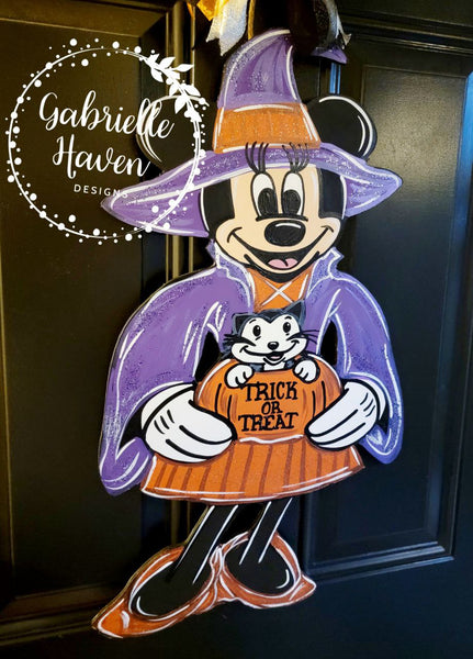 Halloween Door Hanger, Witch Door Hanger, Minnie Mouse Witch, Disney Halloween Door Sign, Trick or Treat Sign