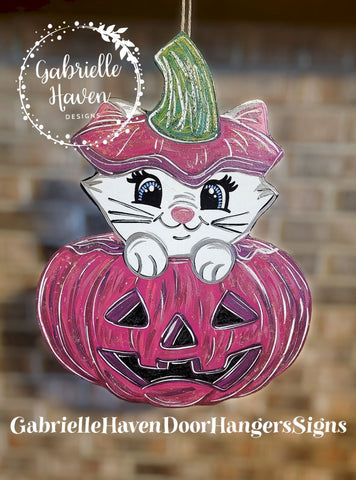 Marie Aristocrats Halloween Pumpkin, Pink Pumpkin