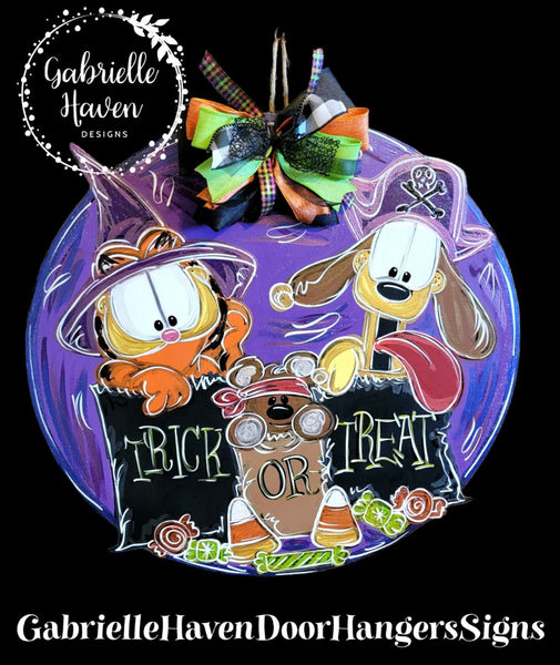 Garfield and Odie Halloween Door Hanger, Wall Sign or Outdoor Decor