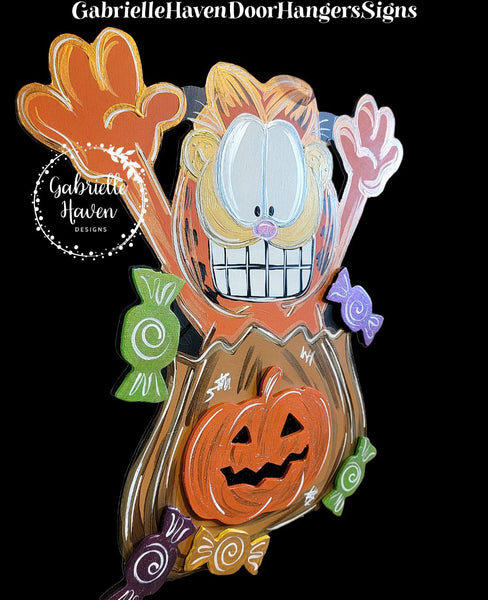 Garfield Halloween Trick or Treat with 3D candy pieces