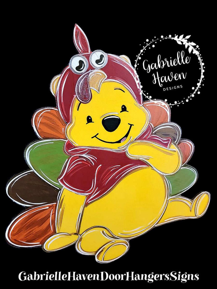 Winnie the Pooh Thanksgiving Pilgrim with Pumpkin Pie, Winnie the Pooh ...